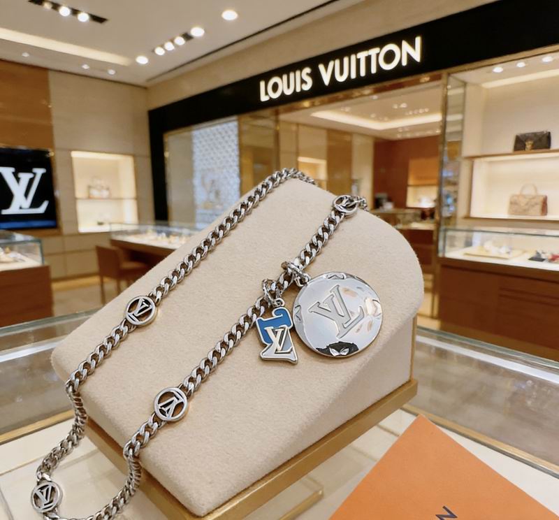 LV Necklace 03yxs188